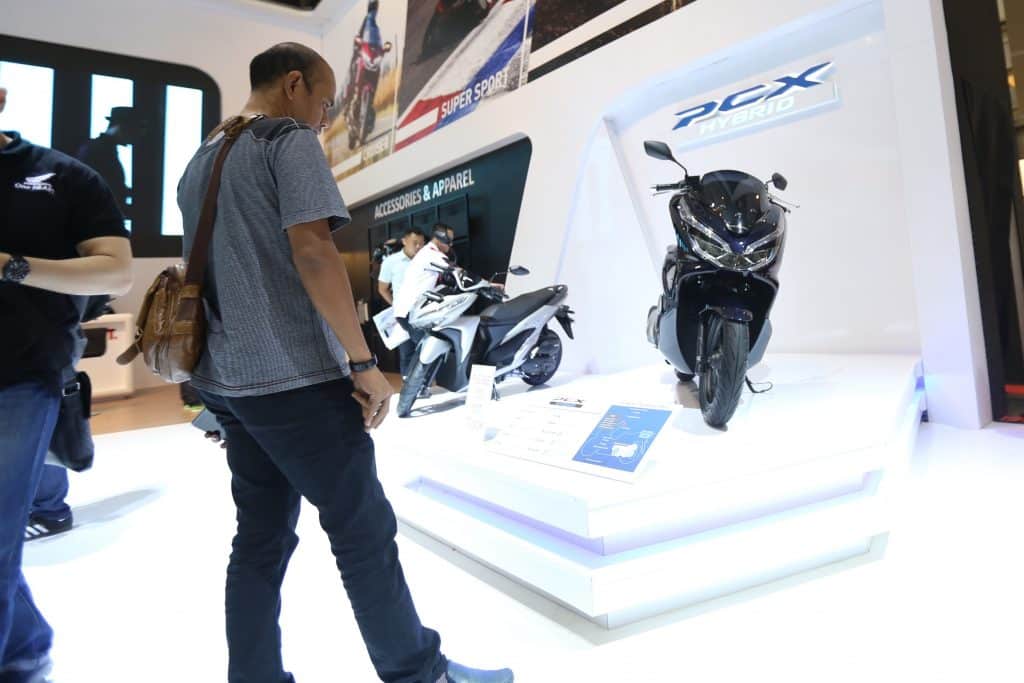 AHM Perkenalkan All New Honda PCX Hybrid Produksi Indonesia